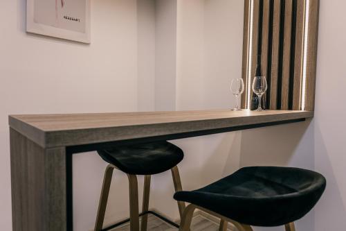 EXCLUSIVE Plus EXCLUSIVE Plus