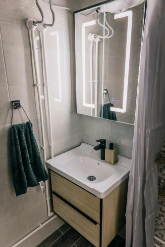 EXCLUSIVE Plus EXCLUSIVE Plus