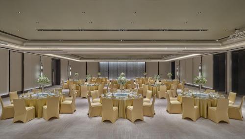 507729552 InterContinental Hotels Shenzhen WECC by IHG