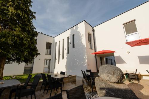 Bejárat, Dorfmeister Business Hotel B&B in Weikersdorf