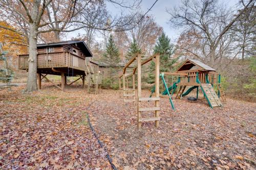 Lake Wisconsin Lodge with Dock and Pool Near Skiing!