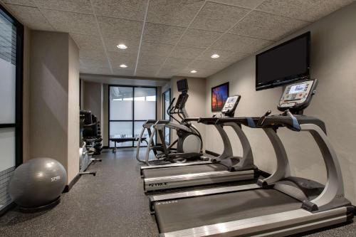 Drury Inn & Suites Albuquerque North - image 12