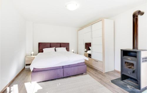 Lovely Home In Pregrada With Sauna in Kumroveca
