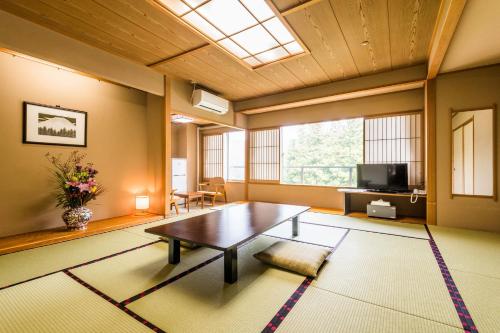 Japanese-Style Deluxe Room - Non-Smoking - Annex Building