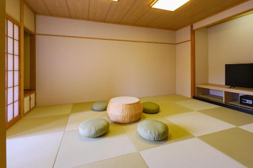 Japanese-Style Family Room - Non-Smoking - Main Building