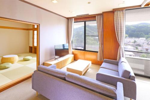 Suite Japanese-Style Family Room - Non-Smoking - Main Building