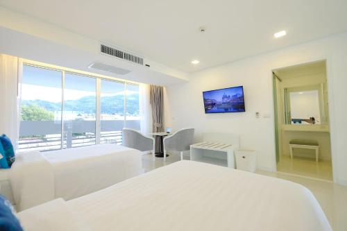 Andaman Beach Suites Hotel - SHA Extra Plus