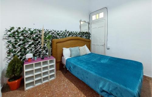 Gorgeous Home In Algeciras With Kitchenette