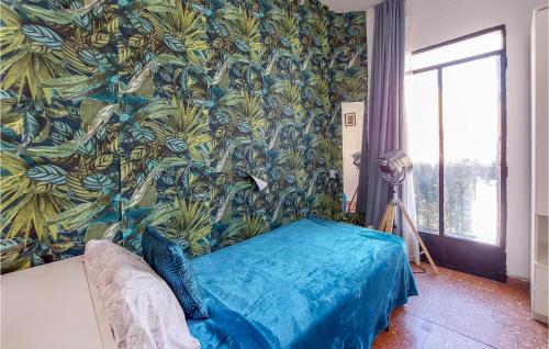 Gorgeous Home In Algeciras With Kitchenette