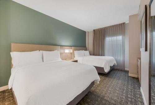 Staybridge Suites Chesapeake-Virginia Beach, an IHG Hotel