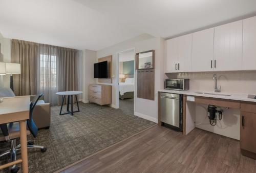 Staybridge Suites Chesapeake-Virginia Beach an IHG Hotel - image 6