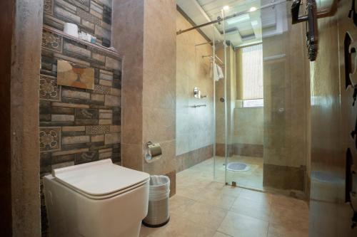 Superior Suite image 3