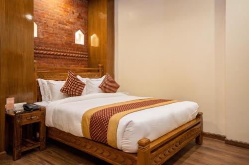 Deluxe Double Room image 1