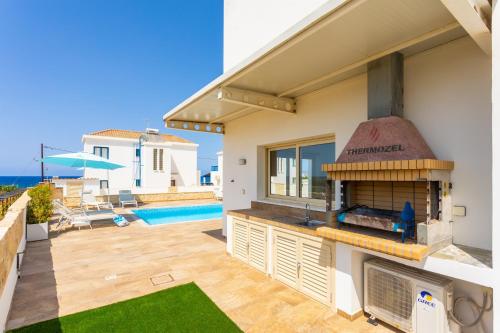 Létesítmények, Villa Diana Seaside in Pomos