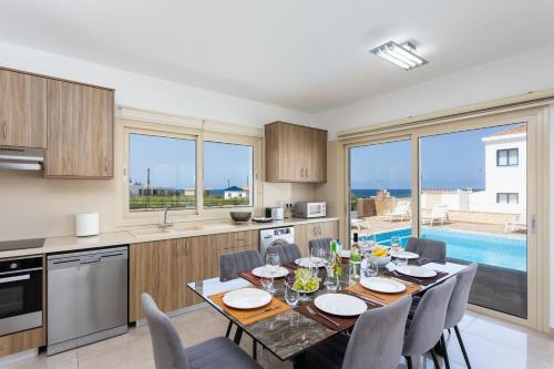 Létesítmények, Villa Diana Seaside in Pomos