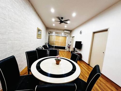 Facilities, Kulai landed corner lot+kids pool+ mini waterpark near Putra Sports Complex