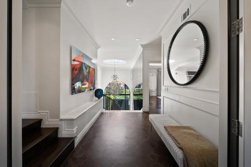 Olympia Luxe Estate in Los Angeles, USA