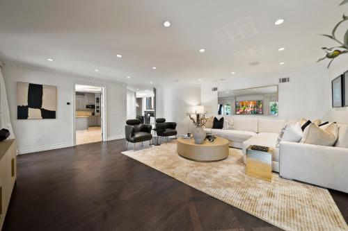 Olympia Luxe Estate in Los Angeles, USA