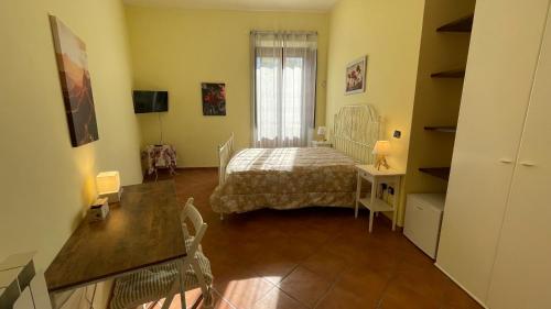 3 twin beds