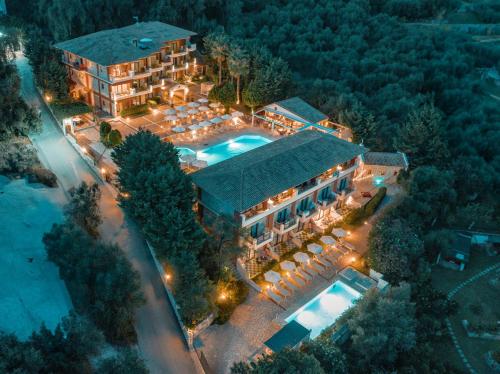 Dracos Hotel - image 12