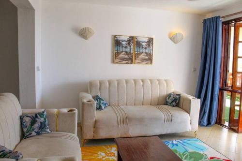 Symphony Seafront House Mombasa in Shanzu Beach
