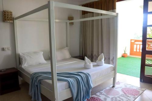 Symphony Seafront House Mombasa in Shanzu Beach