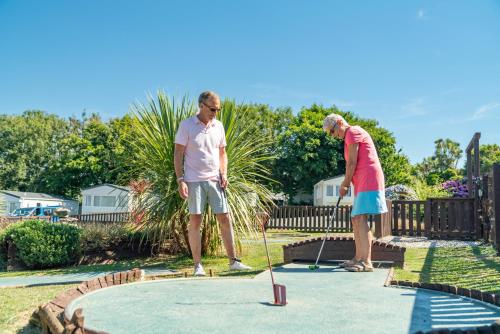Camping Pods Trevella Holiday Park in Newlyn