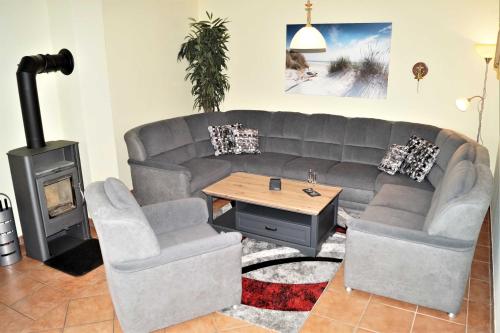 Four-Bedroom House room in Daniela 2