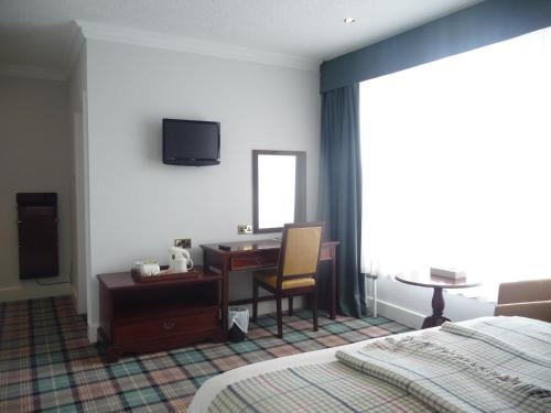 Guestroom, The Royal George Hotel in Perth City Center