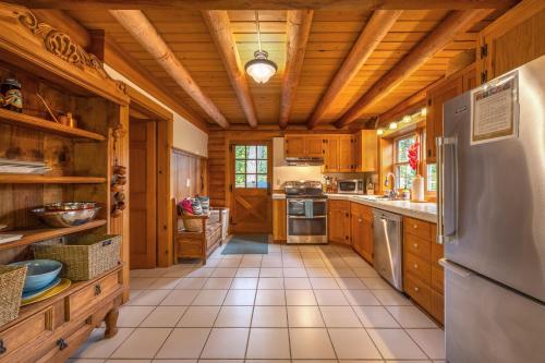 Baja Norte with Xbox and Board Game in เดอะดัลเลส