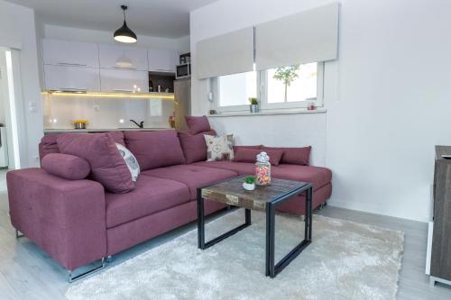 Apartments Tomana