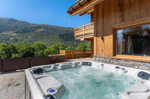 Chalet Carriaz Meribel Village 14pers à 5min à pieds des pistes et commerces (Chalet Carriaz Meribel Village 14pers a 5min a pieds des pistes et commerces) in Meribel Village