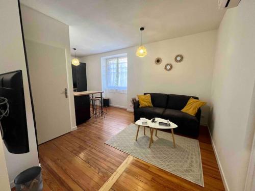 Appartements Climatisés Centre-ville / 10 personnes - Location saisonnière - Besançon