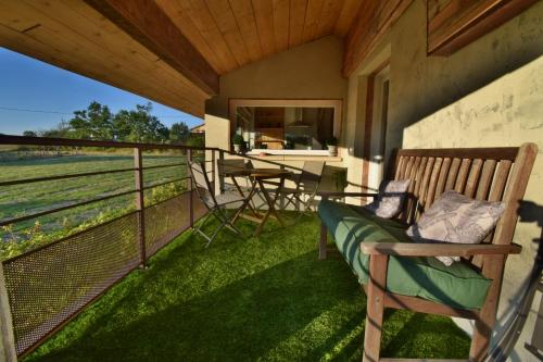 Le Refuge Confortable gîte avec terrasse (Le Refuge Confortable gite avec terrasse) in Castelnau Sur L'Auvignon