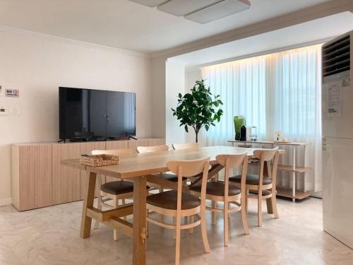 Woodside House/ Hongik St. Exite 5~7 3min, Soul (fotografie 4)