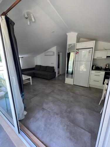 Suite with Mountain View image 6