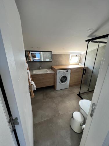 Suite with Mountain View image 2