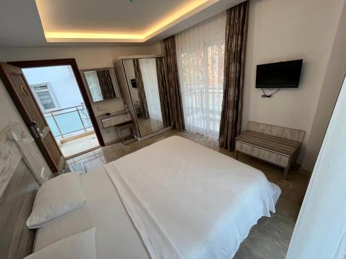 Double Room with Mountain View room in Nar Twinn Otel