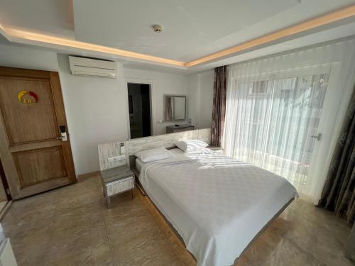 Double Room with Sea View room in Nar Twinn Otel