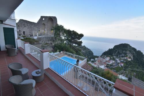 Villa Eustachio, Scala (foto 6)