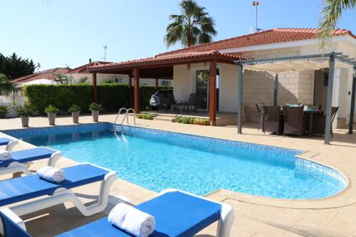 Villa Niki – khách sạn tại Sotira