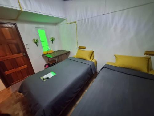 사깨오 บ้านสวน คุณอารี รีสอร์ท 4성급 호텔 스위트룸