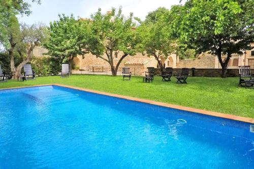 Aricus Rural: Cal Tià (Aricus Rural: Cal Tia) in La Creueta