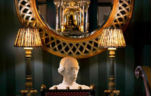 Prestonfield House - image 19