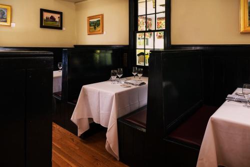 Ashby Inn & Restaurant - 레스토랑