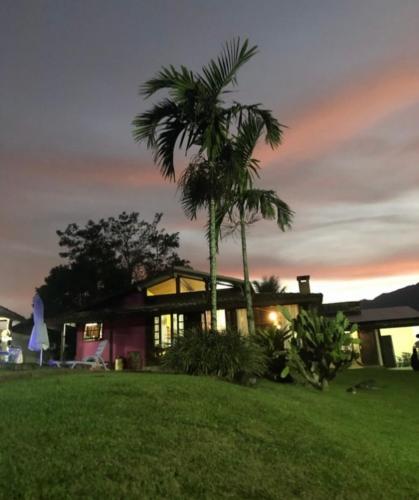 Casa rosa de Guapimirim in Guapimirim