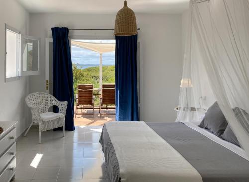 Voga Mari - Astbury Formentera