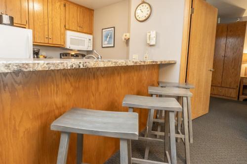 Westwood Shores Waterfront Resort - 편의 시설/서비스