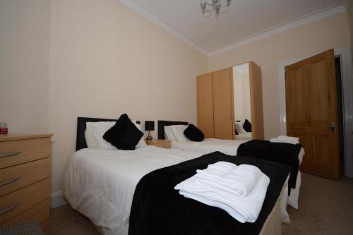 Townhead Apartments Glasgow Airport - image 11