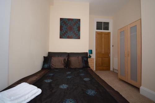 Townhead Apartments Glasgow Airport - image 10